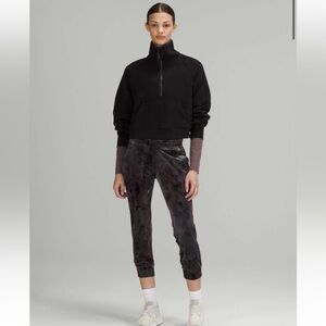 lululemon athletica Ready To Crush High Rise Jogger Crop Size 4